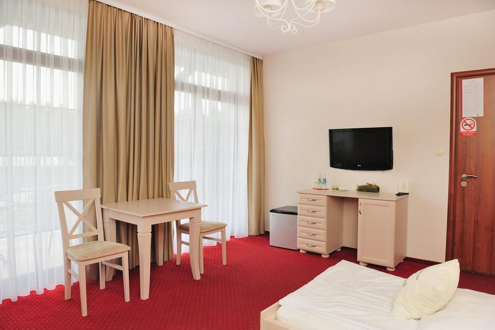 Malutkie Resort Radomsko Exterior photo